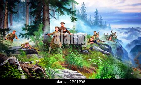 Corea: Poster propagandistico nordcoreano (RPDC) che mostra la grande madre Kim Jong Suk che salvaguarda il grande leader compagno Kim il Sung a rischio della sua vita durante la guerra di indipendenza coreana. Kim Jong-suk era un attivista per l'indipendenza coreana e un politico comunista. Era la prima moglie del leader nordcoreano Kim il-sung e la madre di Kim Jong-il. Fu anche First Lady della Corea del Nord dal 1948 fino alla sua morte nel 1949. Foto Stock