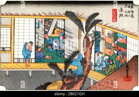 Giappone: 'Stazione Fifteen: Neve serale a Kanbara'. Ukiyo-e xilografia della serie '53 stazioni della strada Tôkaidô' di Utagawa Hiroshige (1797-1858), 1834 circa. Kambara: Un villaggio di montagna al calar della notte sotto la neve profonda, attraverso il quale tre persone si stanno affaticando, una con la testa sepolta in un ombrello mezzo aperto. Foto Stock