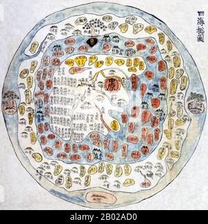 Questo CH’onhado (mappa di tutti sotto il cielo), è stato prodotto in Corea nel 18th secolo. La mappa proviene dalla tradizione buddista della Cina con dati possibilmente 2000 anni, anche se gli esempi superstiti più antichi risalgono al sedicesimo secolo. Da allora, lo stile guadagnò popolarità in Corea, e alla fine del diciannovesimo secolo esistevano numerose copie. La struttura della mappa è semplice. Un continente principale, che contiene la Cina, la Corea e un certo numero di paesi storicamente conosciuti, occupa il centro della mappa circolare, circondata da un anello di mare che si racchiude, che a sua volta si circonda Foto Stock