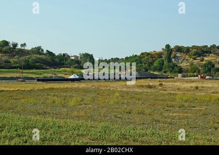 Grecia, fabbrica di gas tubo linea in Evros delta Foto Stock