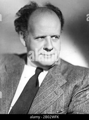 Sergei Mikhailovich Eisenstein (22 gennaio 1898 – 11 febbraio 1948) è stato un . Si nota in particolare per i suoi film silenziosi Strike (1925), Battleship Potemkin (1925) e ottobre (1928), così come le epiche storiche Alexander Nevsky (1938) e Ivan Il Terribile (1944, 1958). Foto Stock