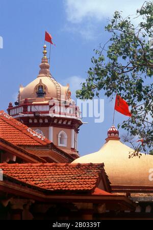 Un tempio si trova sulla cima della collina di Chandranath per oltre 1500 anni, ma l'attuale tempio risale al 17th secolo. Il tempio è dedicato alle divinità indù Chandreshwar, un'incarnazione di Lord Shiva, e Bhutnath, il signore dei fantasmi. Foto Stock