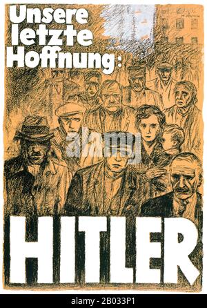 La propaganda fu usata dal partito nazista negli anni che hanno portato e durante la guida tedesca di Adolf Hitler (1933-1945). La propaganda nazionalsocialista ha fornito uno strumento cruciale per acquisire e mantenere il potere, e per l'attuazione delle loro politiche, tra cui il perseguimento della guerra totale e lo sterminio di milioni di persone nell'Olocausto. L'uso pervasivo della propaganda da parte dei nazisti è in gran parte responsabile della parola 'propaganda' stessa che acquisisce le sue connotazioni negative attuali. Foto Stock