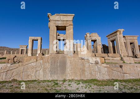 Rovine dell'antica città persiana di Persepolis vicino a Shiraz, Iran Foto Stock