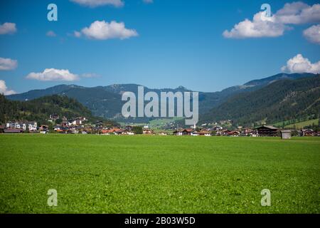 Catena montuosa Karwendel in Achenkirch in Tirolo / Austria Foto Stock