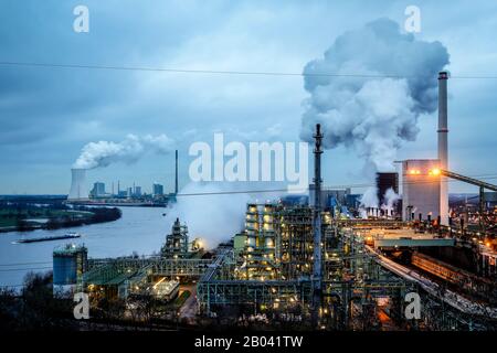 Duisburg, Ruhr Area, Renania Settentrionale-Vestfalia, Germania - Thyssen-Krupp Steel Europe, KBS coking Plant Schwelgern am Rhein a Duisburg-Marxloh, al bac Foto Stock