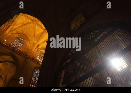 Interno della Cattedrale di Siviglia (Catedral de Santa María de la Sede) Foto Stock