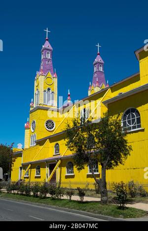 Chiesa di San Francisco (costruita nel 1906), Patrimonio dell'Umanità dell'UNESCO a Castro, Isola di Chiloe, Cile meridionale. Foto Stock