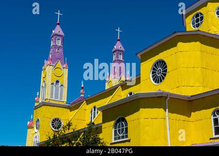 Chiesa di San Francisco (costruita nel 1906), Patrimonio dell'Umanità dell'UNESCO a Castro, Isola di Chiloe, Cile meridionale. Foto Stock