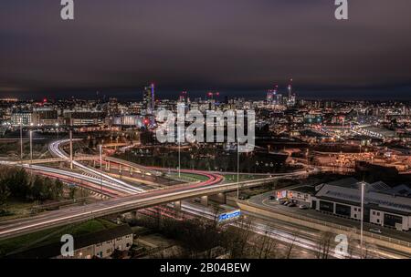 Affacciato sul centro di Leeds e sulla M621 Foto Stock