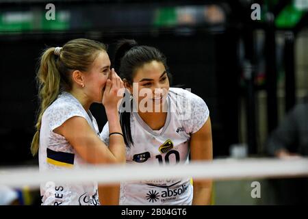Treviso, Italia, 18 Feb 2020, lauren schad (nantes) durante Carrario Imoco Conegliano vs Nantes VB - Volleyball Champions League Women - Credit: LPS/Ettore Griffoni/Alamy Live News Foto Stock