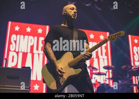 Jeff Stinco guida chitarrista da Simple Plan, live al o2 victoria warehouse manchester uk, 13 febbraio 2020 Foto Stock