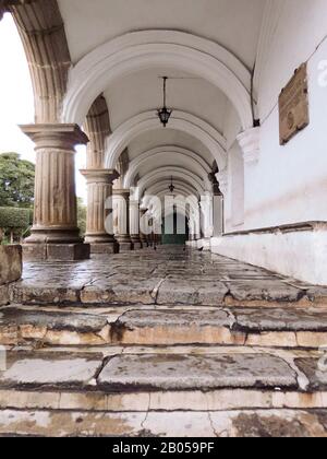 vecchio edificio ad antigua guatemala Foto Stock