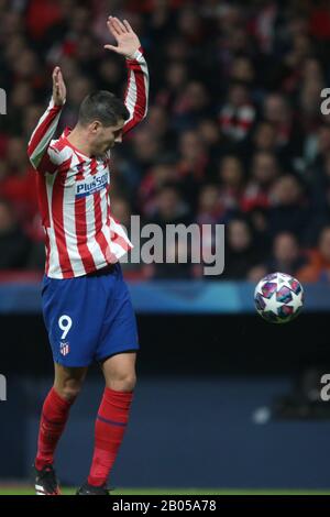 Madrid, Spagna. 18th Feb, 2020. Madrid, Spagna; 18/02/2020.- Atlético de Madrid vs Liverpool 1st tappa del Round Champions League Match tenutasi a Wanda Metropolitan, Madrid. Alvaro Morata Atletico de Madrid. Punteggio finale 1-0 vincitore dell'Atletico de Madrid. Credit: Juan Carlos Rojas/Picture Alliance | Usage Worldwide/Dpa/Alamy Live News Foto Stock