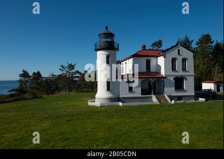 Admiralty Head Lighthouse A Fort Casey State Park A Whidbey Island, Washington State, Stati Uniti Foto Stock