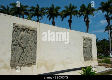 Memoriale di guerra nel Giardino di Benguela, Angola Foto Stock