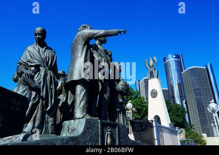 USA, MICHIGAN, DETROIT, RIVERWALK, MONUMENTO FERROVIARIO SOTTERRANEO Foto Stock