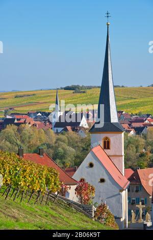 Escherndorf Vicino Volkach, Chiesa Di San Giovanni Battista, Dietro Nordheim, Bassa Franconia, Franconia Principale, Baviera, Germania Foto Stock