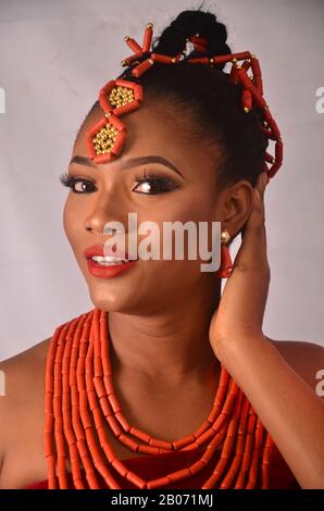 Un bel Benin Bride da Edo Stato Nigeria Foto Stock