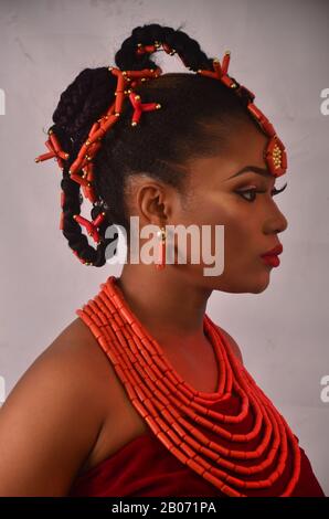 Un bel Benin Bride da Edo Stato Nigeria Foto Stock