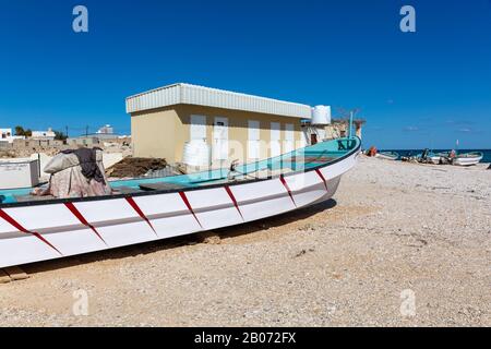 Villaggio di pescatori di pinne, Oman Foto Stock