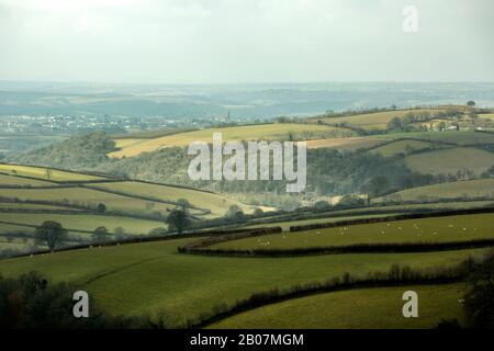 Guardando indietro a South Moulton da Exmoor, Exmoor National Park, Devon e Somerset, Inghilterra Foto Stock