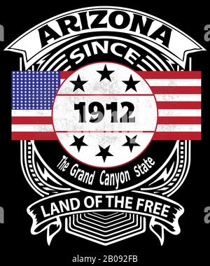 Arizona retro tipografia grafica con una bandiera americana e dice dal 1912, terra del libero, e lo slogan di stato del grande stato canyon. Grunge Foto Stock