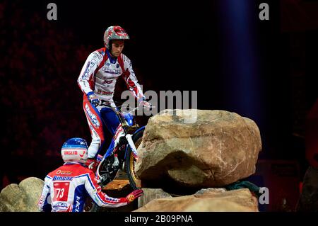 2nd Febbraio 2020; Palau Sant Jordi, Barcellona, Catalogna, Spagna; X Trail Mountain Bike Championships; Benoit Bincaz (Francia) del Beta Team in azione durante la prova X indoor Barcelona Credit: Pablo Guillen/Alamy Live News Foto Stock