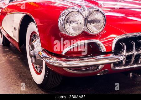 Dettaglio della Chevrolet vintage rossa Corvette Foto Stock