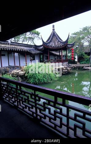 CINA, NEI PRESSI DI SHANGHAI, SUZHOU, 'MISTER OF THE NETS' GARDEN Foto Stock