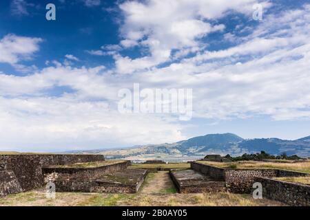 Ballcourt, sito archeologico di Teotenango, Valle di Toluca, stato del Messico, Messico, America Centrale Foto Stock