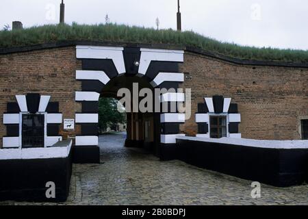 REPUBBLICA CECA, TEREZIN (THERESIENSTADT), INGRESSO AL CAMPO DI CONCENTRAMENTO (VECCHIA FORTEZZA) Foto Stock