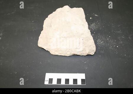 Frammento di costruzione di tufo, frammento di costruzione, pietra, tufo, 17 x 12 x 13 cm, 1 kg, Olanda, sconosciuto, sconosciuto, sconosciuto Foto Stock