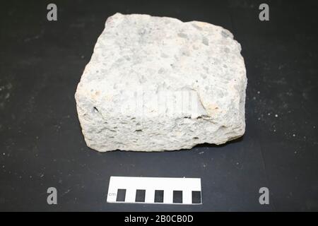 Frammento di costruzione di pietra tufa, frammento di costruzione, pietra, tufo, 19 x 16 x 10 cm, 1 kg, ignoto, sconosciuto, sconosciuto, sconosciuto Foto Stock