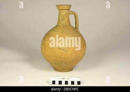 Vaso con 1 orecchio di terracotta. Incollaggio sul ventre e sull'orecchio, brocca, terracotta, h: 24,3 cm, diam: 16,5 cm, romano, olandese, Gelderland, Nijmegen, Nijmegen, Hees Foto Stock