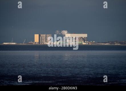 Centrale nucleare di Heysham su Morecambe Bay, Lancashire, Regno Unito Foto Stock