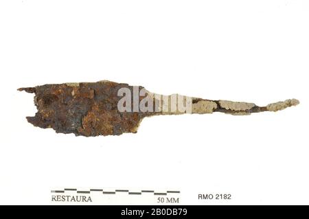 Coltello, parte della lama mancante, coltello, parte della lama mancante, ferro, 10,9 x 2,2 cm, x, Olanda, Utrecht, Wijk bij Duurstede, Wijk bij Duurstede, Dorestad Foto Stock