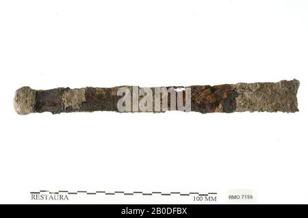 Chiave di serratura a tubo (foot boa), chiave di serratura a tubo (foot boa), ferro, 15,0 x 1,5 cm, x, Olanda, Utrecht, Wijk bij Duurstede, Wijk bij Duurstede, Dorestad Foto Stock