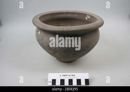 Vaso di terra nigra-come terracotta, pentola, terracotta, h: 13 cm, diam: 20 cm, romano, Olanda del Sud, Leidschendam-Voorburg, Voorburg, Arentsburg Foto Stock