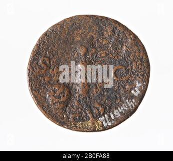 VZ: Testa imperiale l., Globe, IMP NERO CAESAR AUG P MAX TR P PP, Kz: Victoria con Globe n.l. S C, moneta, cenere, nero, metallo, rame, diam. 26 mm, peso 9,62 gr, Roman 66-67, Paesi Bassi, sconosciuti, sconosciuti Foto Stock