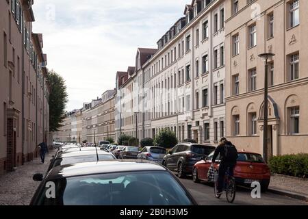 06.10.2018, Lipsia, Sassonia, Germania - edifici antichi nella Eythraer Strasse a Lipsia-Plagwitz. 00P181006D108CAROEX.JPG [RILASCIO MODELLO: NON APPLICAB Foto Stock