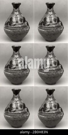 Vaso, Corea, inizio 20th secolo, Corea, Clay, H. 9 3/4 in. (24,8 cm), ceramica Foto Stock