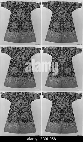Corte Imperiale Robe, Cina, Dinastia Qing (1644–1911), Periodo Di Yongzheng (1723–35), Cultura: Cina, Seta, 58 Pollici. (147,3 cm), Costumi-arazzi Foto Stock