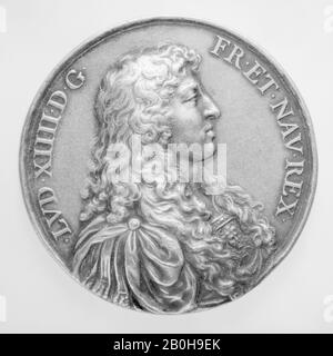 Medaglia: Jean Varin, Luigi XIV, re di Francia (n. 1638, r. 1643–1715), Francese, Parigi, Medalista: Jean Varin (Francese, Liegi Battezzato 1607–1672 Parigi), 1663, Francese, Parigi, Argento Dorato, Diam. 2 3/16 in. (56 mm.), Medaglie e Plaquettes Foto Stock