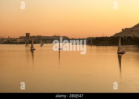 Feluche sul Fiume Nilo, Aswan, Egitto Foto Stock