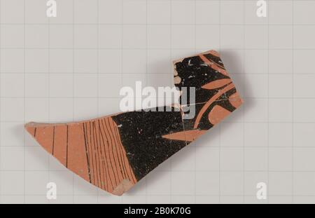 Frammento di terracotta di uno stamnos (vaso), Greco, Attico, Classico, Data 470-460 a.C., Greco, Attico, Terracotta; figura rossa, vasi Foto Stock