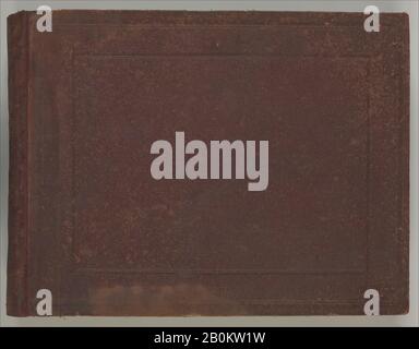 Attribuito ad Alphonse Bertillon, [Album Delle Scene Di Crimine di Parigi], Attribuito ad Alphonse Bertillon (francese, 1853–1914), 1901–8, Stampe in argento Gelatina, Complessivo: 24.3 x 31cm (9 9/16 x 12 3/16in.), pagina: 23 x 29 cm (9 1/16 x 11 7/16 in.), Album Foto Stock