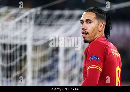 Roma, Italia. 20th Feb, 2020. Chris Smalling di Roma reagisce durante la UEFA Europa League, partita di calcio tra AS Roma e KAA Gent il 20 febbraio 2020 allo Stadio Olimpico di Roma, Italia - Foto Federico Proietti/ESPA-Images Credit: European Sports Photographic Agency/Alamy Live News Foto Stock