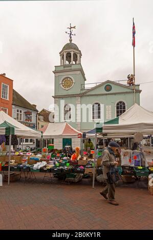 Guildhall e mercato a Faversham Kent Foto Stock
