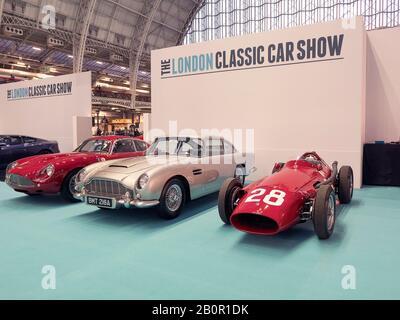 Il London Classic Car Show All'Olympia London Uk 20/02/2020 Foto Stock